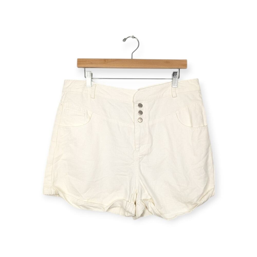 NWT Elodie Off White High Rise Corset Waist Shorts Size XL